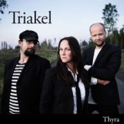 Triakel: Thyra
